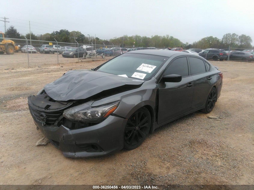 VIN 1N4AL3AP1HC190318 2017 NISSAN ALTIMA 2.5 SR