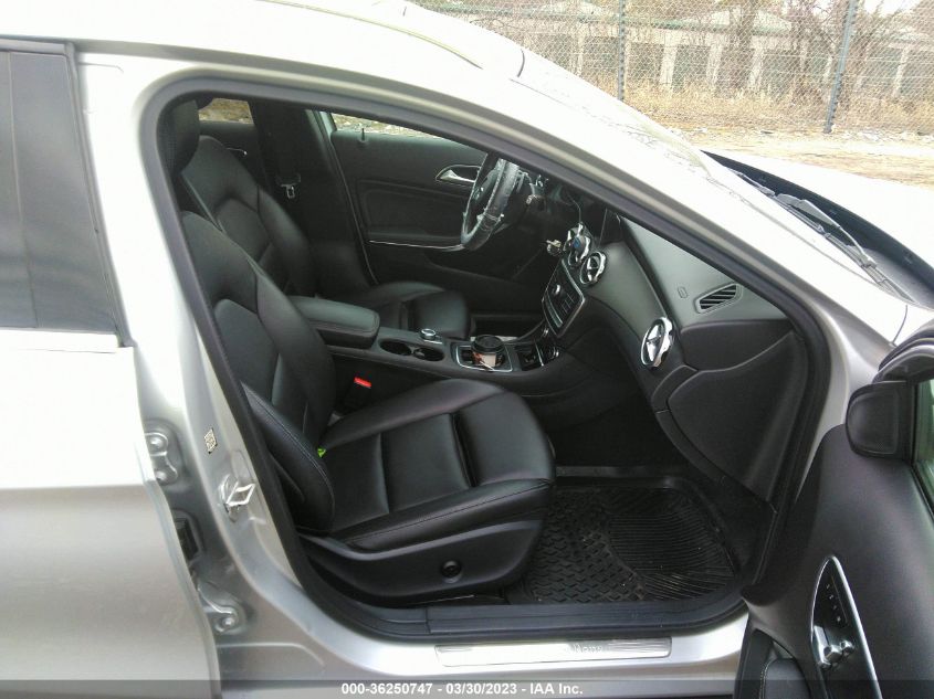2018 MERCEDES-BENZ GLA GLA 250 - WDCTG4GB7JJ438253