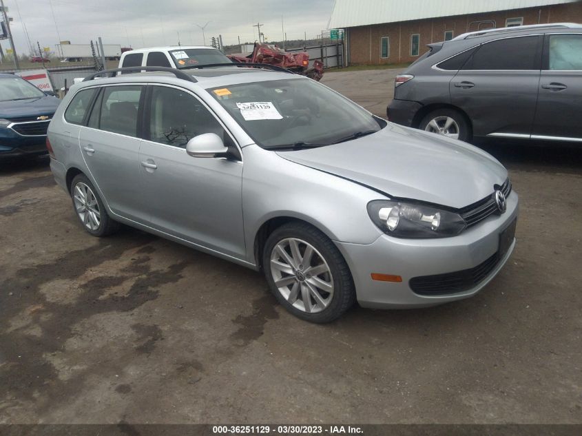 2013 VOLKSWAGEN JETTA SPORTWAGEN TDI W/SUNROOF & NAV - 3VWPL7AJ3DM667747