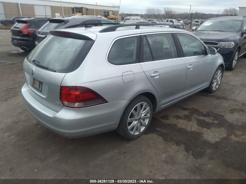 2013 VOLKSWAGEN JETTA SPORTWAGEN TDI W/SUNROOF & NAV - 3VWPL7AJ3DM667747
