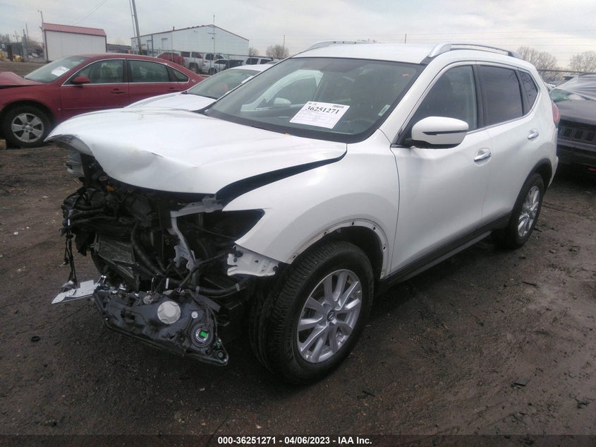 VIN KNMAT2MT4HP509748 2017 NISSAN ROGUE SV