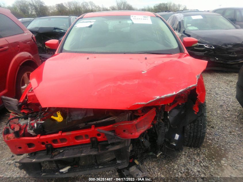 2015 FORD FOCUS SE - 1FADP3K22FL343774