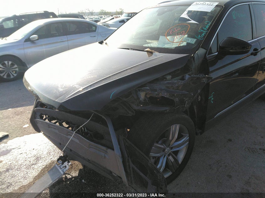 VIN 3VV3B7AX8MM032940 2021 VOLKSWAGEN TIGUAN SE/SE R-LINE BLACK/SEL