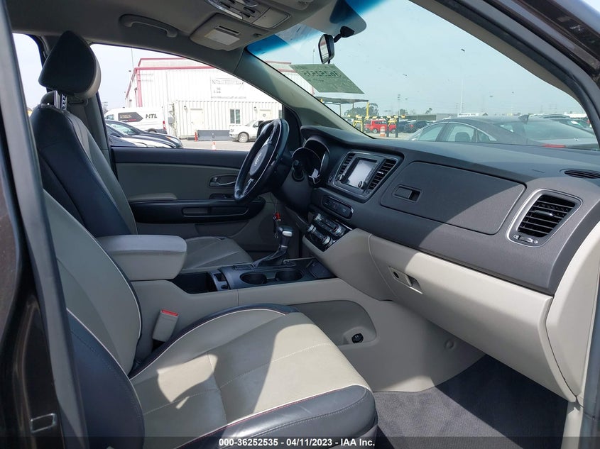 VIN KNDMB5C11H6339145 2017 KIA SEDONA LX