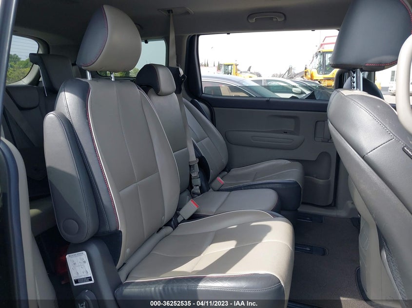 VIN KNDMB5C11H6339145 2017 KIA SEDONA LX