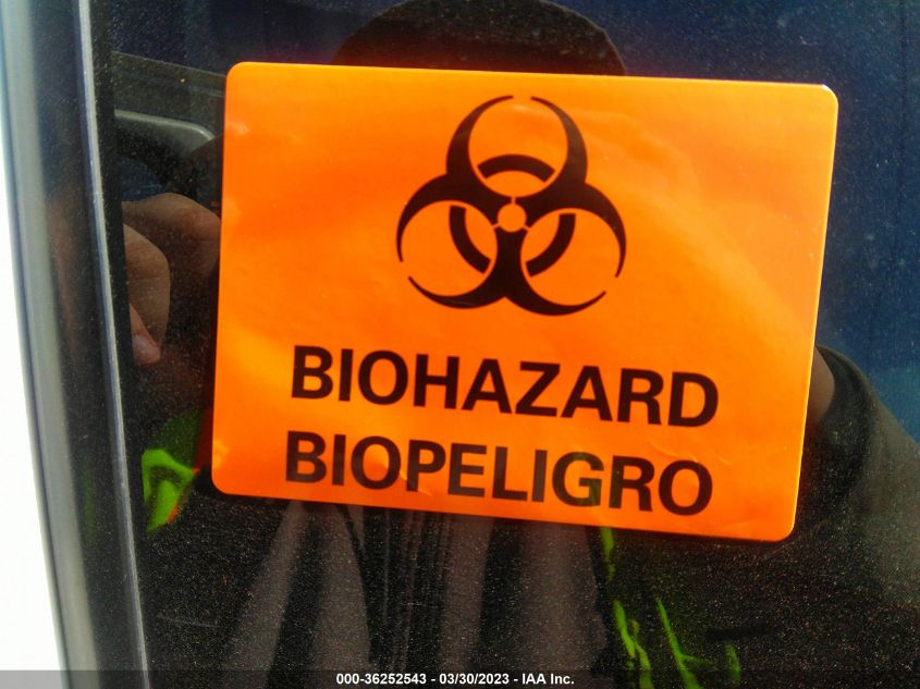 2013 GMC YUKON DENALI - 1GKS2EEF5DR318893