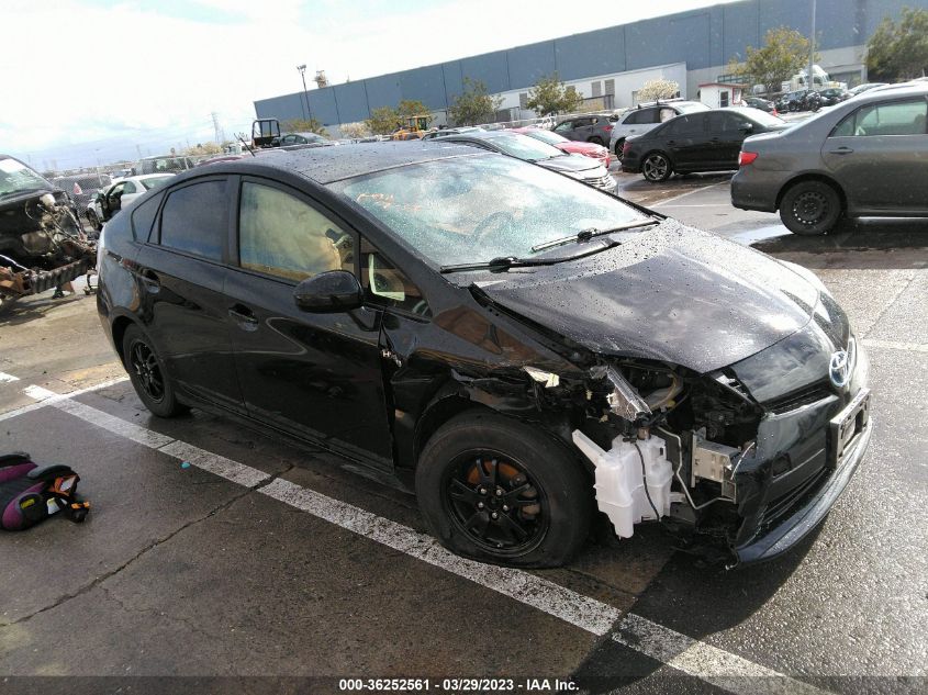 2015 TOYOTA PRIUS FOUR - JTDKN3DUXF1983068