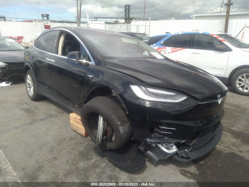 2017 TESLA MODEL X 90D/75D/100D - 5YJXCDE28HF069765
