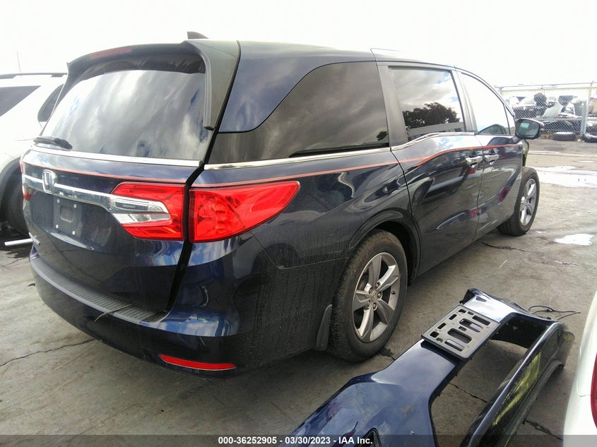 VIN 5FNRL6H52JB070619 2018 HONDA ODYSSEY EX