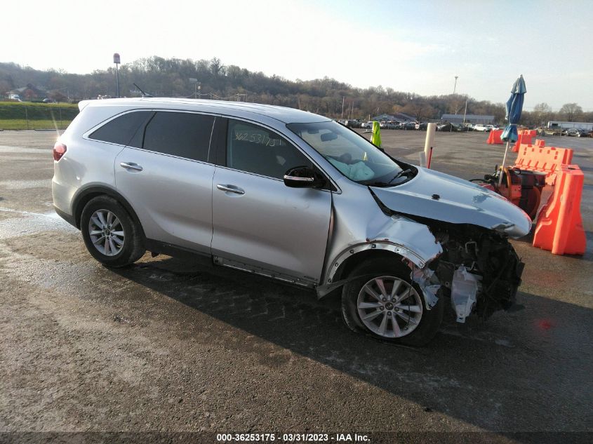 2019 KIA SORENTO LX V6 - 5XYPGDA55KG450204