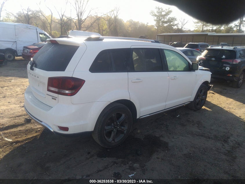 VIN 3C4PDCGG7JT378232 2018 DODGE JOURNEY CROSSROAD