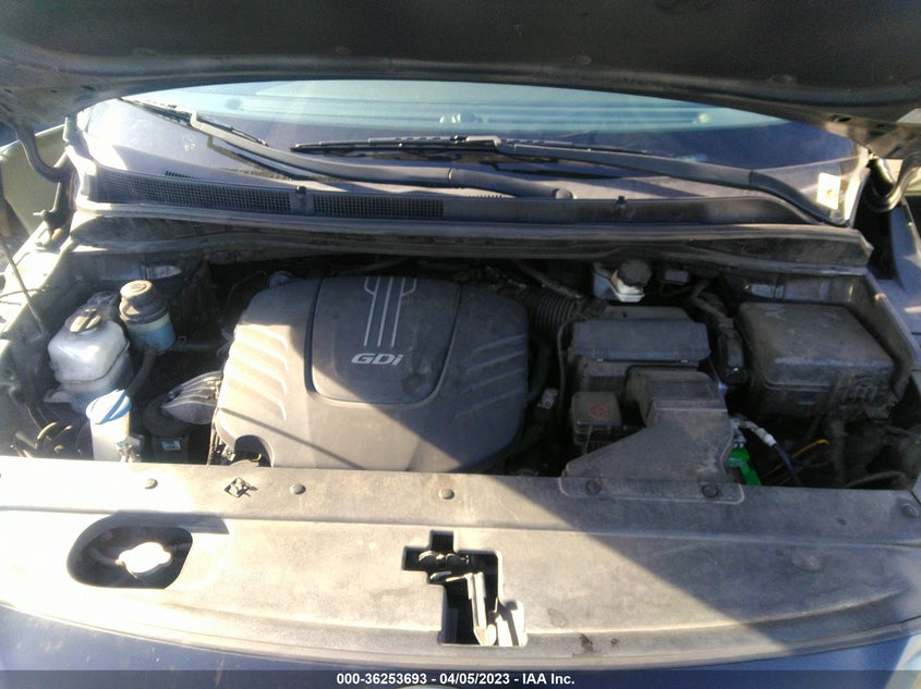 VIN KNDMB5C15H6243812 2017 KIA SEDONA LX