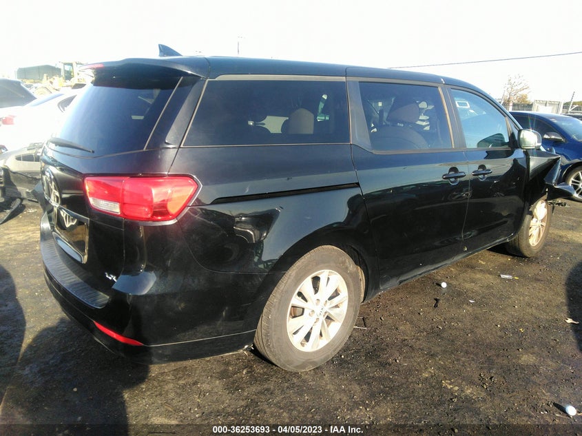 VIN KNDMB5C15H6243812 2017 KIA SEDONA LX