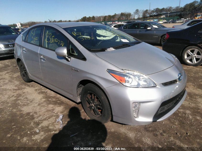 2015 TOYOTA PRIUS FOUR - JTDKN3DU6F0438474