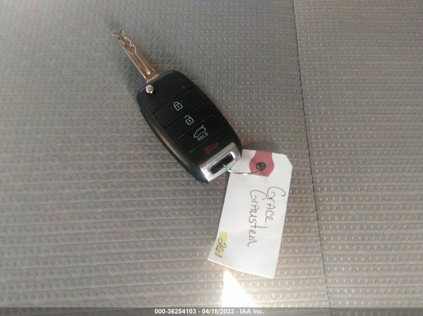 2016 KIA SEDONA LX - KNDMB5C15G6142817