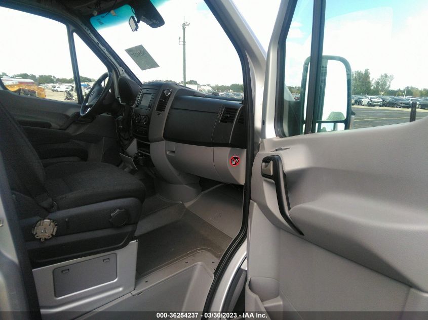 2015 MERCEDES-BENZ SPRINTER PASSENGER VANS - WDZPE7CCXF5993131
