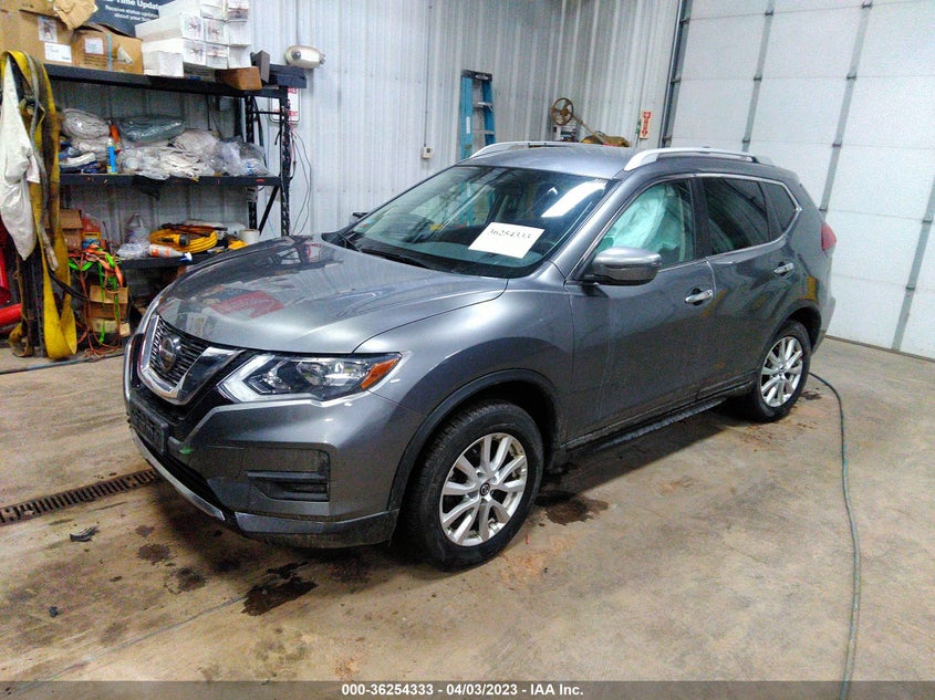 VIN KNMAT2MV9JP560900 2018 NISSAN ROGUE SV