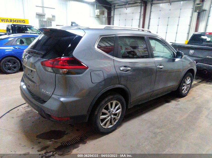 VIN KNMAT2MV9JP560900 2018 NISSAN ROGUE SV