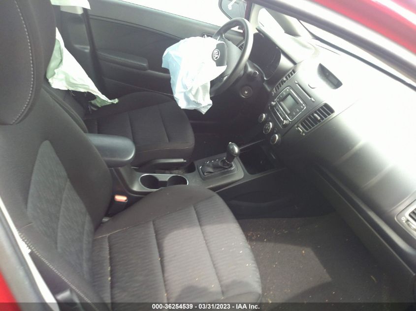 2016 KIA FORTE LX - KNAFK4A67G5595390