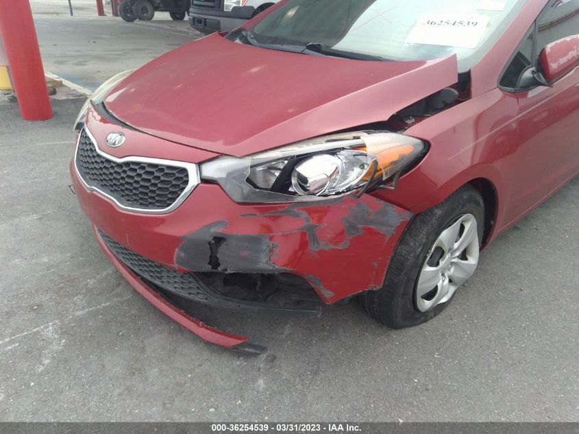2016 KIA FORTE LX - KNAFK4A67G5595390