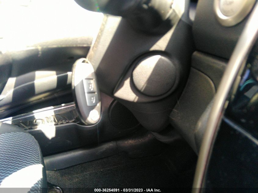 2015 NISSAN VERSA NOTE SL - 3N1CE2CP3FL446290