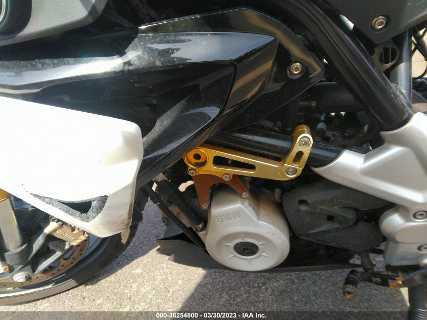 2018 BMW G310 R - WB30G1102JR856286