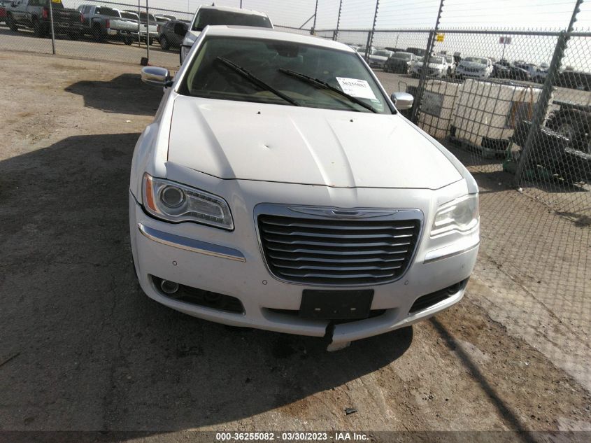2014 CHRYSLER 300 300C - 2C3CCAET2EH228795