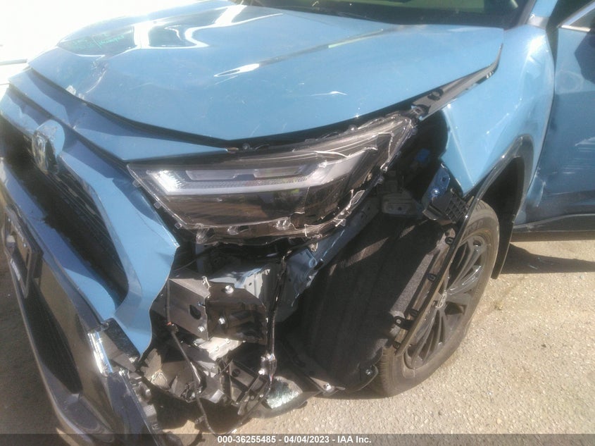 VIN JTM16RFV0ND064680 2022 TOYOTA RAV4 HYBRID SE