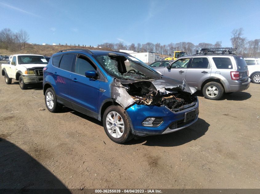 2017 FORD ESCAPE SE - 1FMCU9GD4HUC05951