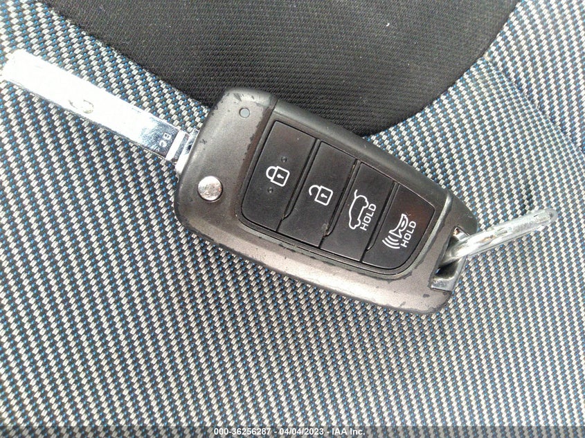 VIN KMHTG6AF5KU018757 2019 HYUNDAI VELOSTER 2.0