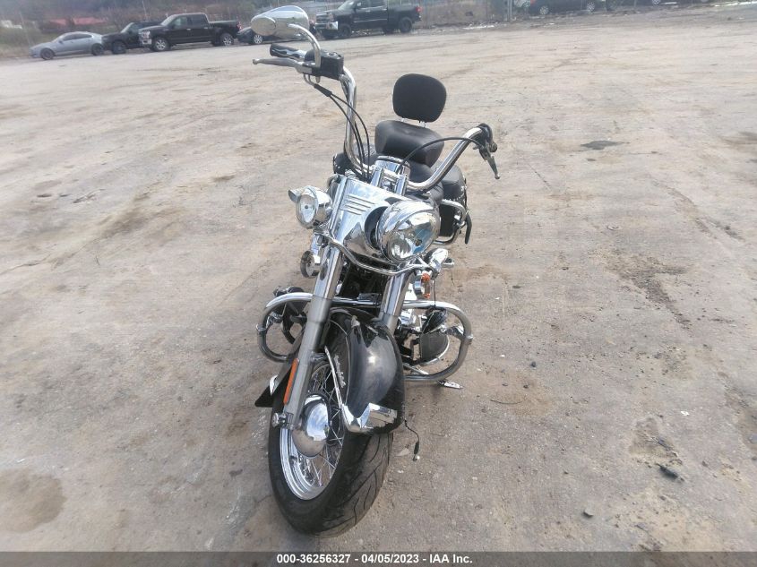2010 HARLEY-DAVIDSON FLSTC - 1HD1BW51XAB041176