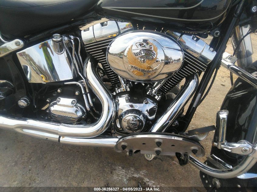 2010 HARLEY-DAVIDSON FLSTC - 1HD1BW51XAB041176