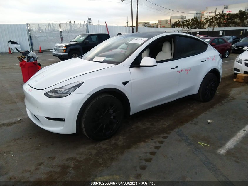 VIN 7SAYGDEE8NF322780 2022 TESLA MODEL Y LONG RANGE