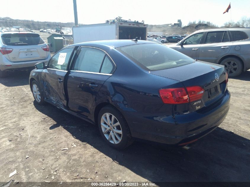 2014 VOLKSWAGEN JETTA SEDAN SE - 3VWD17AJ3EM277967