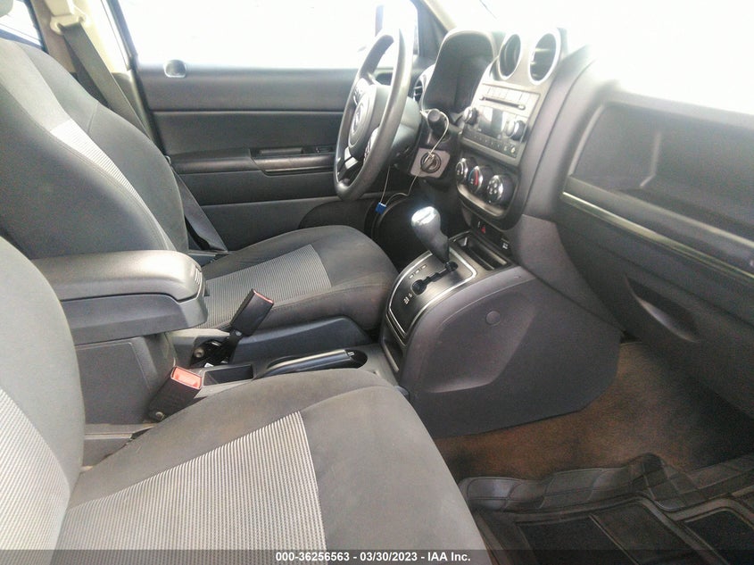 VIN 1C4NJPBA7HD140925 2017 JEEP PATRIOT SPORT