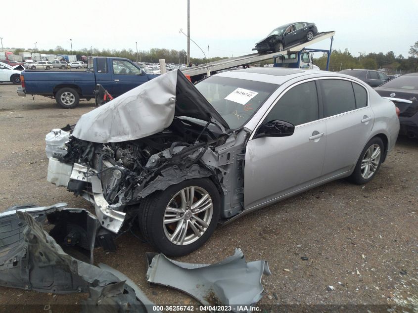 2015 INFINITI Q40 JN1CV6AP8FM500912