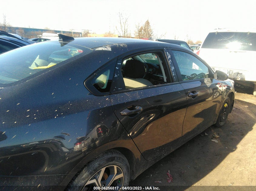 VIN 3KPF24AD3LE251880 2020 KIA FORTE LXS