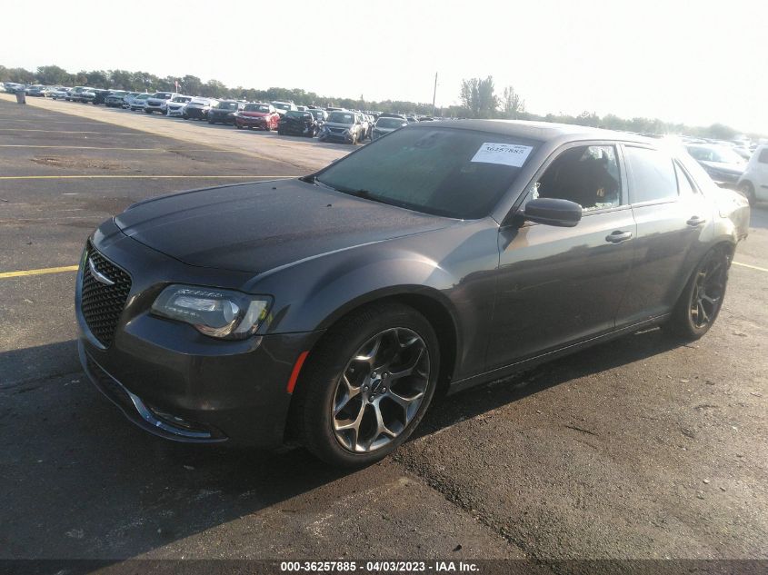 VIN 2C3CCABG2JH295883 2018 CHRYSLER 300 no.2