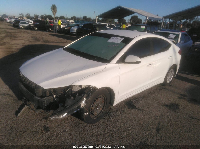 VIN 5NPD74LF4HH102601 2017 HYUNDAI ELANTRA SE