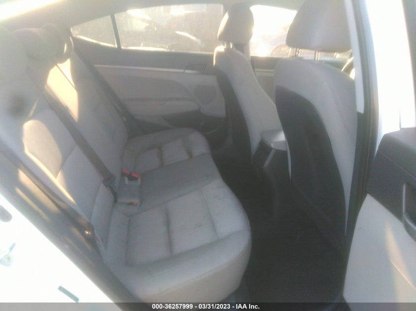 VIN 5NPD74LF4HH102601 2017 HYUNDAI ELANTRA SE