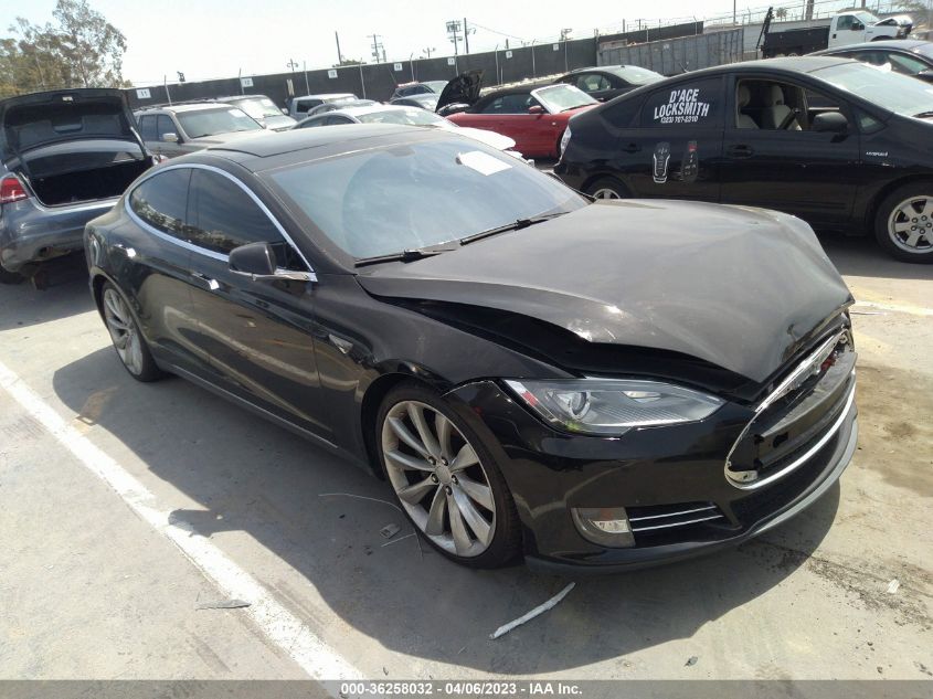 2013 TESLA MODEL S - 5YJSA1DG6DFP11096