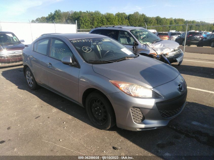 2013 MAZDA MAZDA3 I SV - JM1BL1TF0D1720064