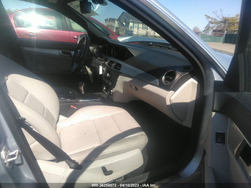 2014 MERCEDES-BENZ C-CLASS C 250 - WDDGF4HB2ER310699