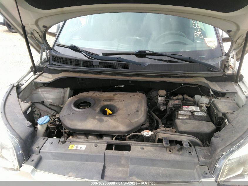 2016 KIA SOUL + - KNDJP3A59G7819201