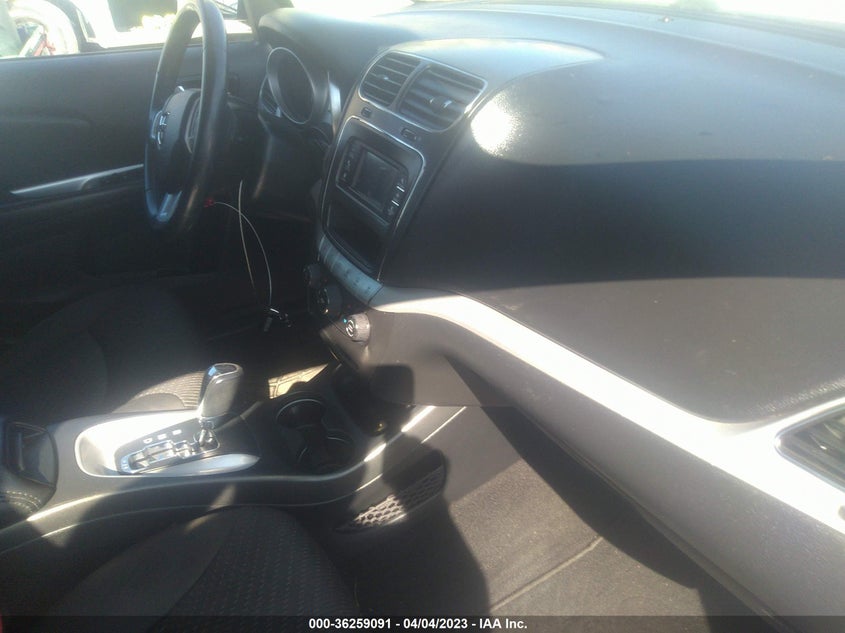VIN 3C4PDCABXHT674076 2017 DODGE JOURNEY SE