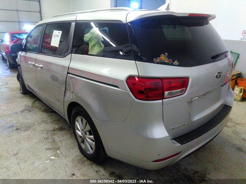 VIN KNDMB5C18H6268672 2017 KIA SEDONA LX