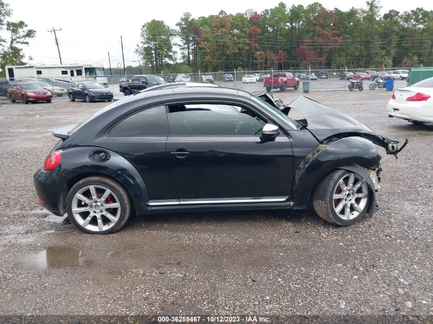 2013 VOLKSWAGEN BEETLE COUPE 2.0T TURBO FENDER EDITION - 3VWVT7AT0DM679413