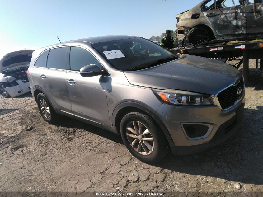 2017 KIA SORENTO L - 5XYPG4A38HG326435