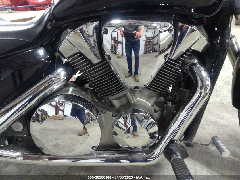 2005 HONDA VTX1300 C 1HFSC550X5A105657