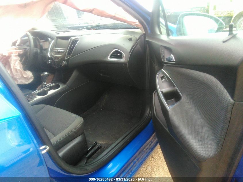 2018 CHEVROLET CRUZE LT - 1G1BE5SM9J7125152